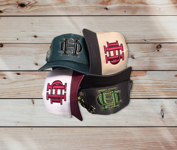 Cali Crowned "Sand/Black"